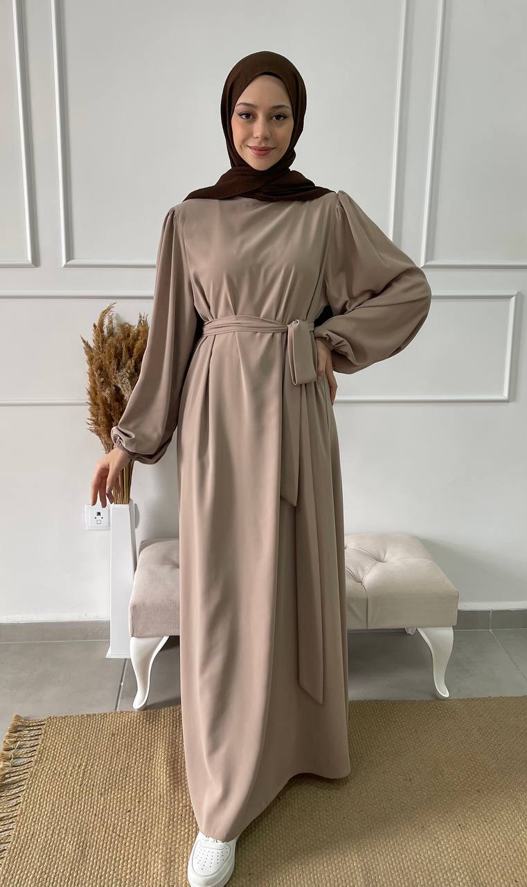 Abaya Sira Nude