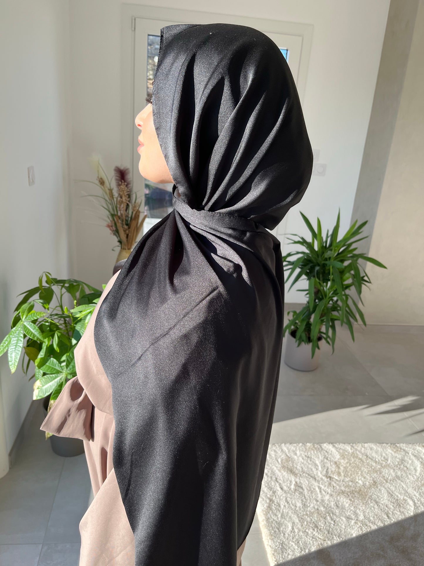 Hijab Satin sedef noir