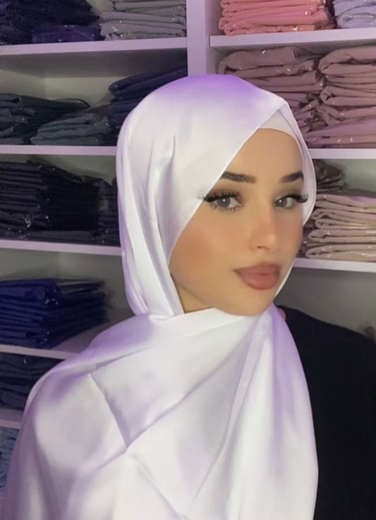 Hijab satin blanc